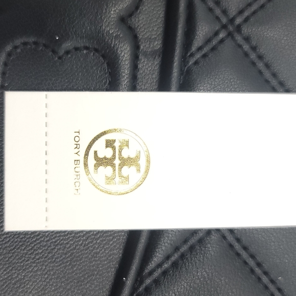 Tory Burch Black Savannah Chain Flat Wallet - Picture 14 of 14